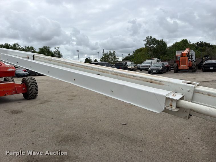 image for item EA7401 2008 Snorkel TB60 boom lift