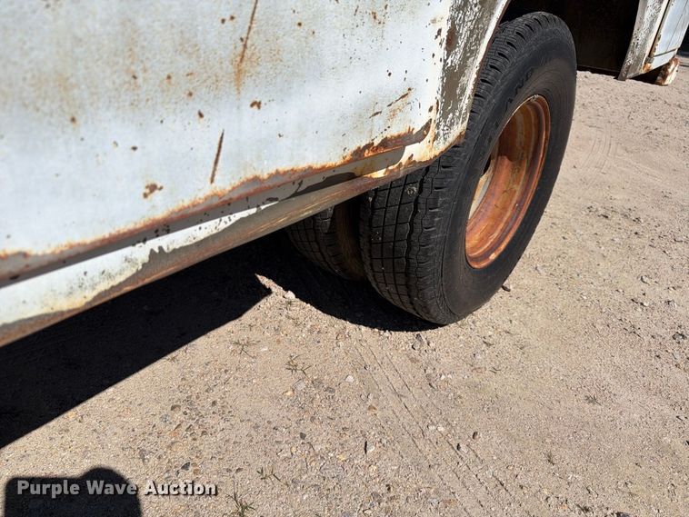 image for item EF1403 1997 Ford F450 utility / service truck