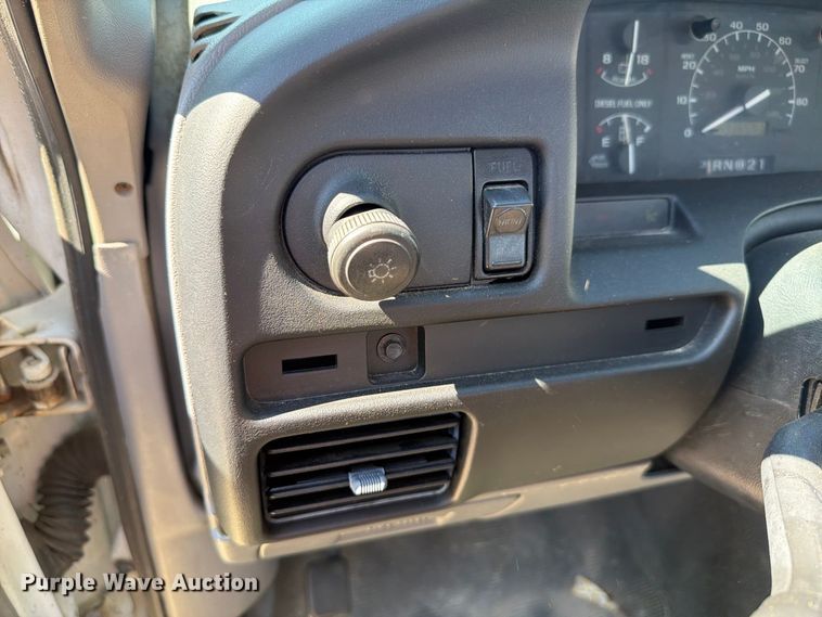 image for item EF1403 1997 Ford F450 utility / service truck