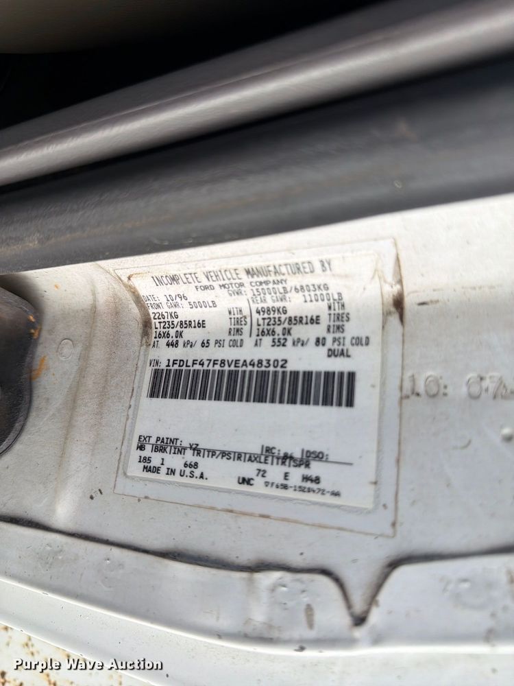 image for item EF1403 1997 Ford F450 utility / service truck