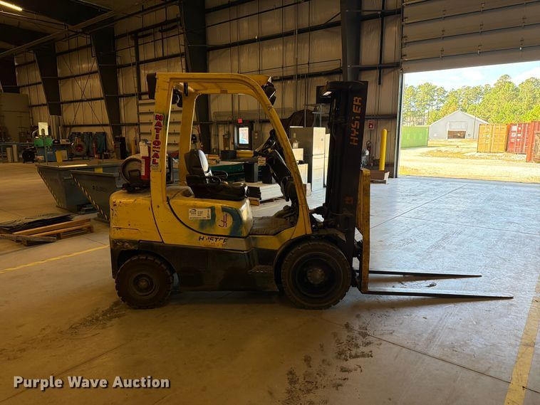 image for item EF1421 HYSTER H50 forklift