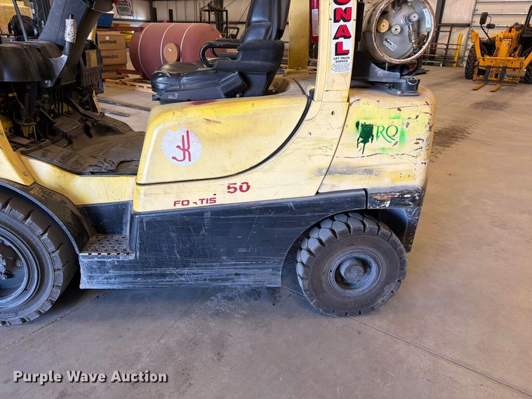 image for item EF1421 HYSTER H50 forklift