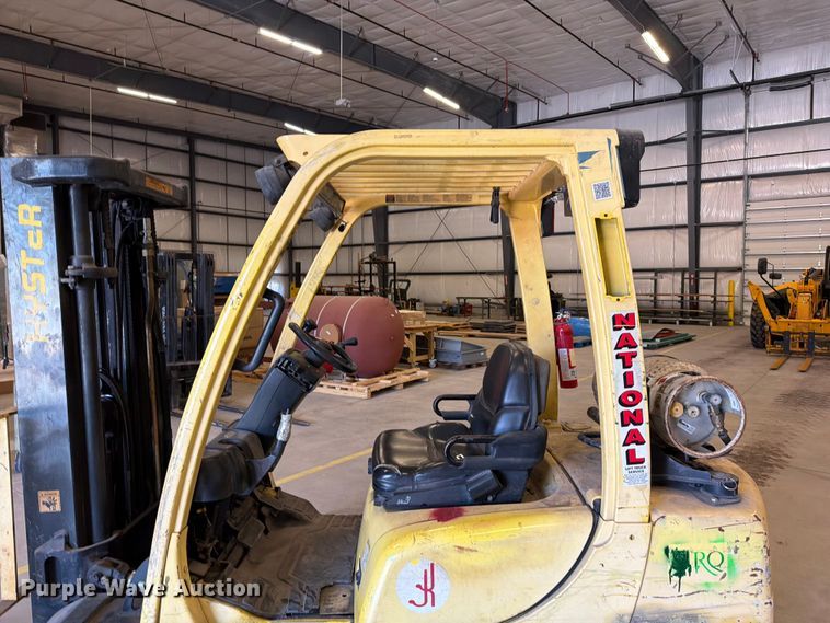 image for item EF1421 HYSTER H50 forklift
