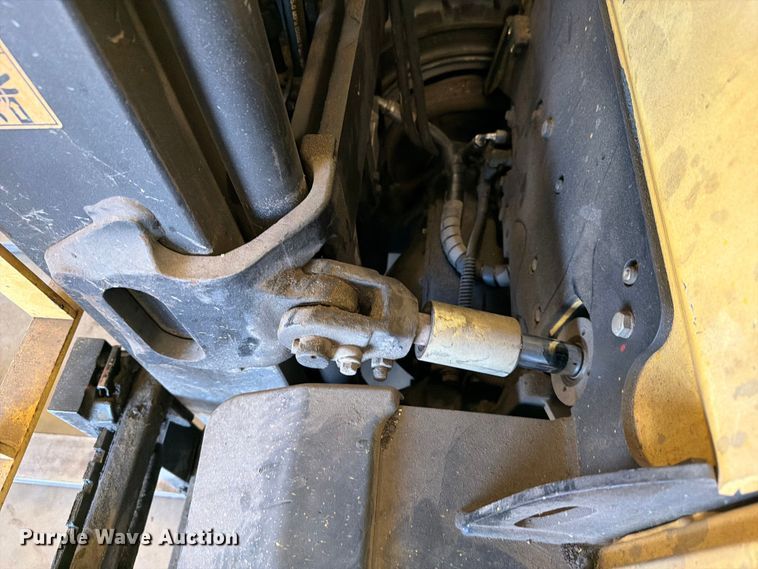 image for item EF1421 HYSTER H50 forklift