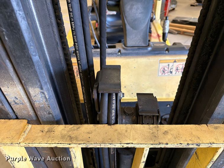 image for item EF1421 HYSTER H50 forklift