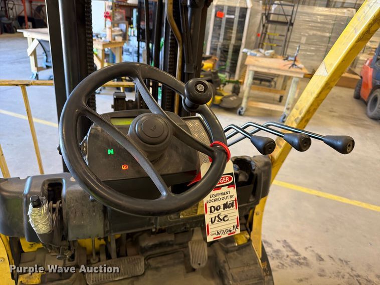 image for item EF1421 HYSTER H50 forklift