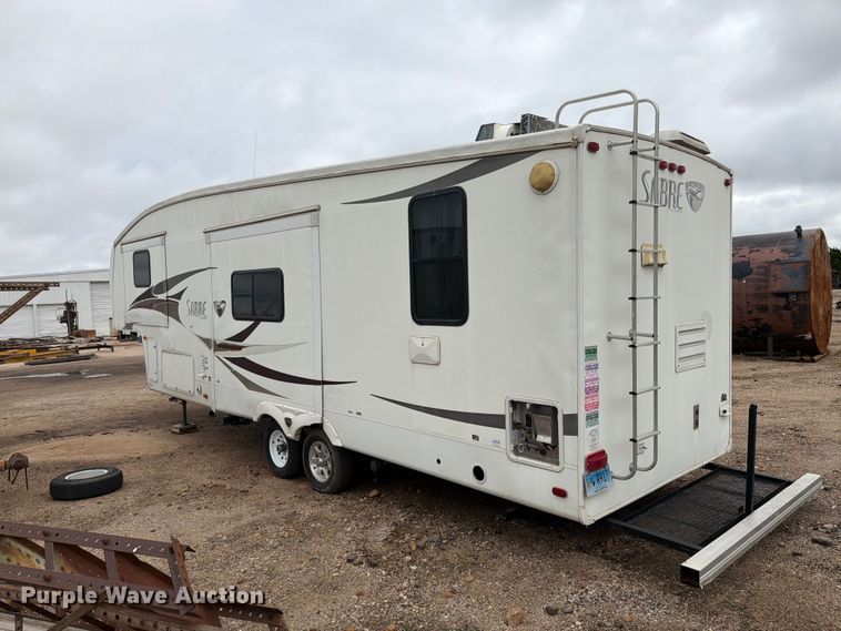 image for item EI7672 2009 Forest River Sabre camper