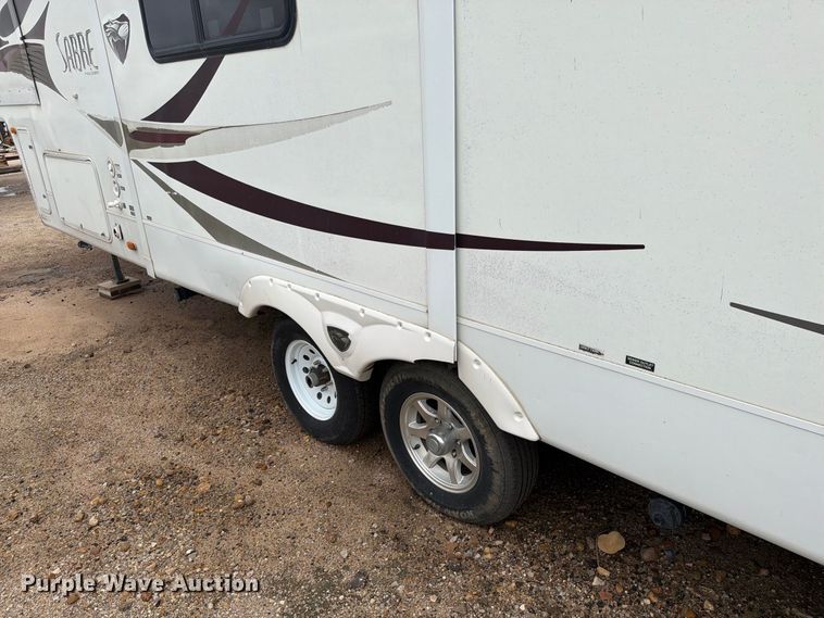 image for item EI7672 2009 Forest River Sabre camper
