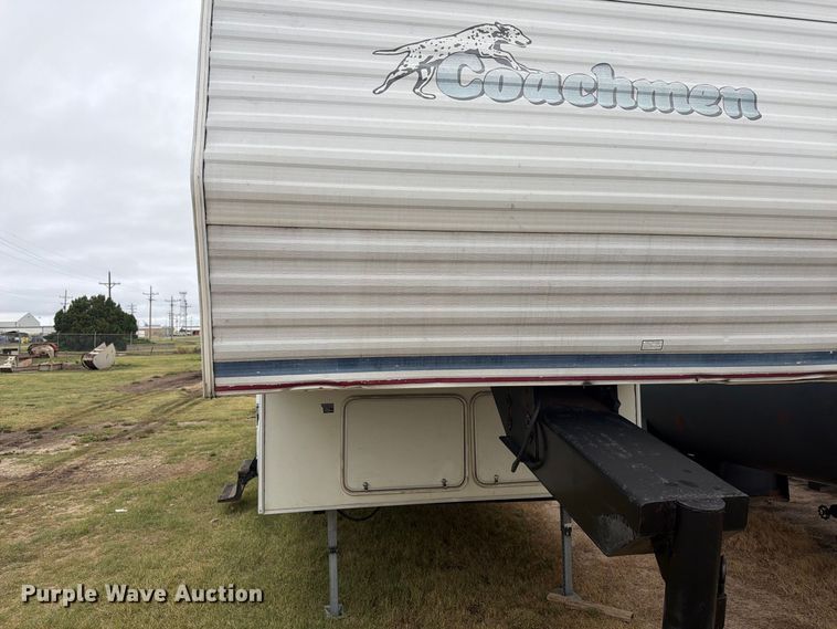 image for item EI7676 2002 Coachmen Cascade DXL camper