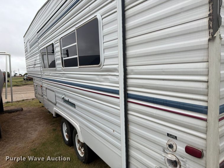 image for item EI7676 2002 Coachmen Cascade DXL camper