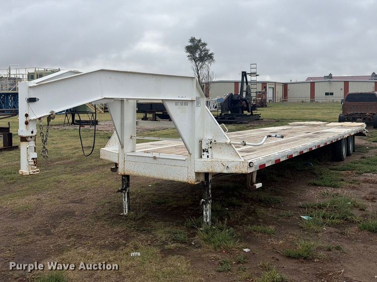 image for item EI7677 2023 Texas Bragg Enterprises equipment trailer