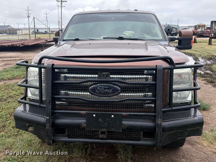 image for item EI7678 2011 Ford F250 Super Duty pickup truck cab and chassis