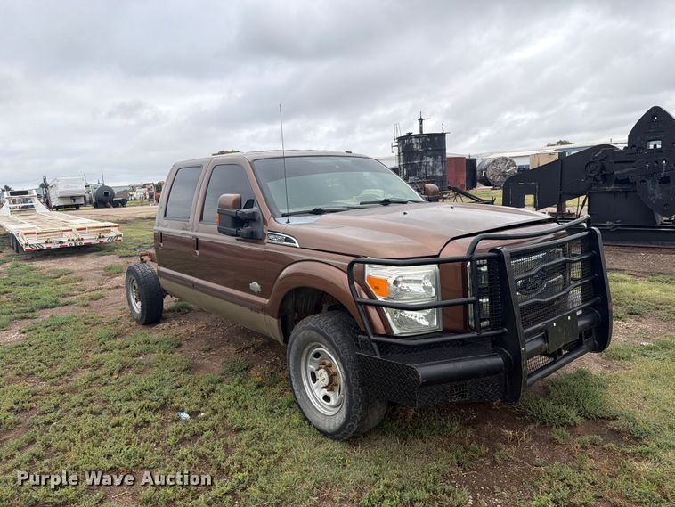 image for item EI7678 2011 Ford F250 Super Duty pickup truck cab and chassis