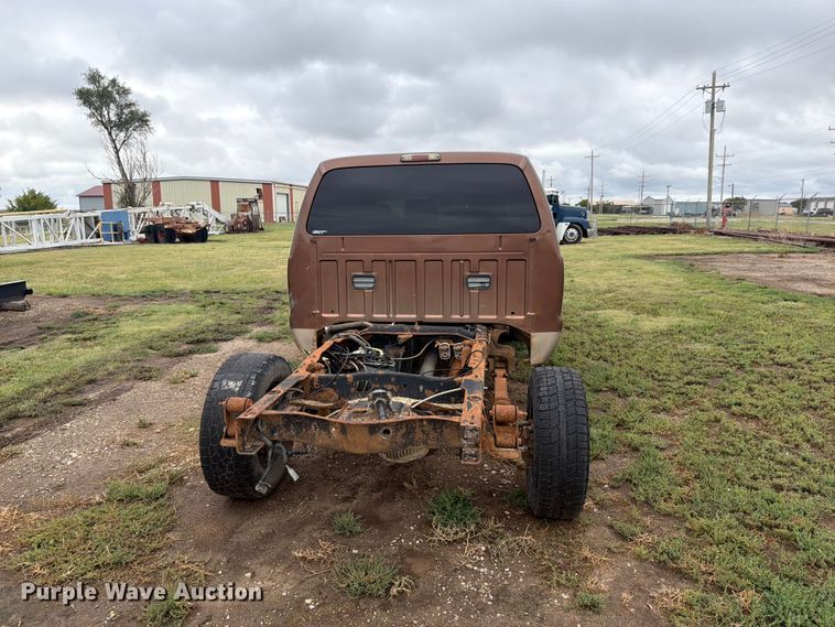 image for item EI7678 2011 Ford F250 Super Duty pickup truck cab and chassis