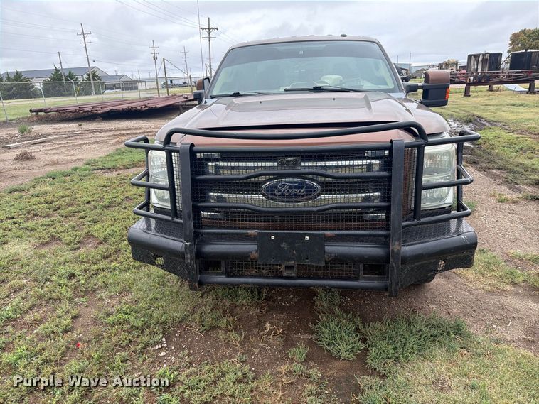 image for item EI7678 2011 Ford F250 Super Duty pickup truck cab and chassis