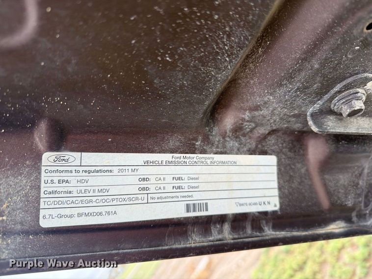 image for item EI7678 2011 Ford F250 Super Duty pickup truck cab and chassis