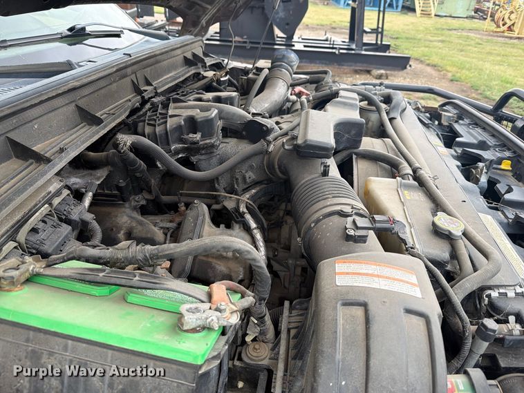 image for item EI7678 2011 Ford F250 Super Duty pickup truck cab and chassis