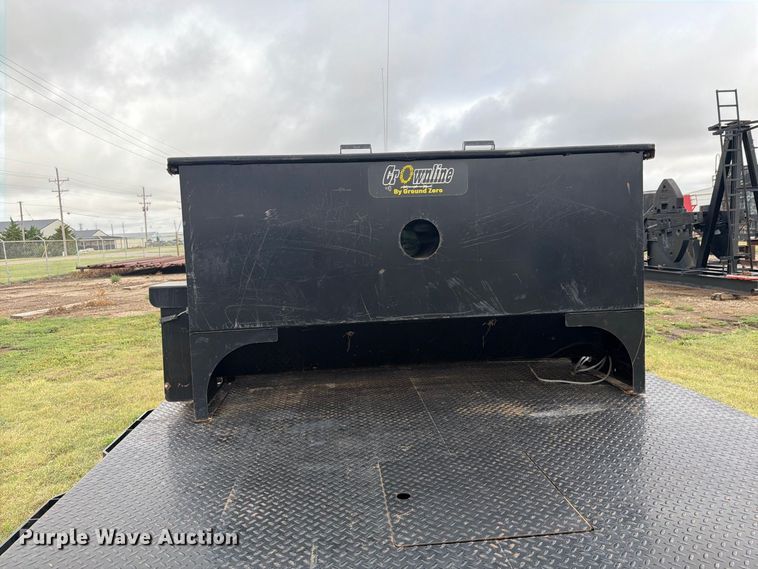 image for item EI7679 2005 Ford F450 Crew Cab flatbed truck