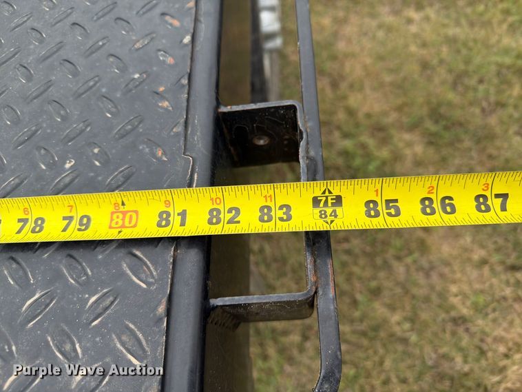 image for item EI7680 2017 Ford F250 Super Duty Crew Cab bale bed pickup truck
