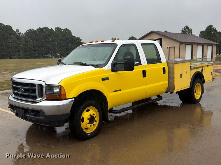 image for item EI7759 1999 Ford F450 Crew Cab flatbed truck