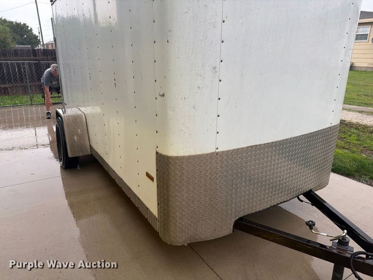 image for item EI7760 2003 Doolittle enclosed cargo trailer