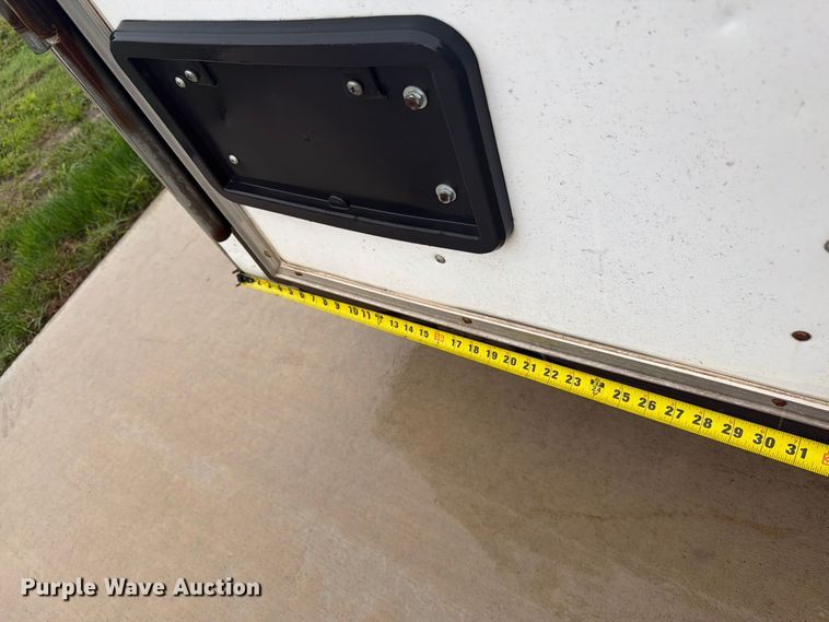 image for item EI7760 2003 Doolittle enclosed cargo trailer