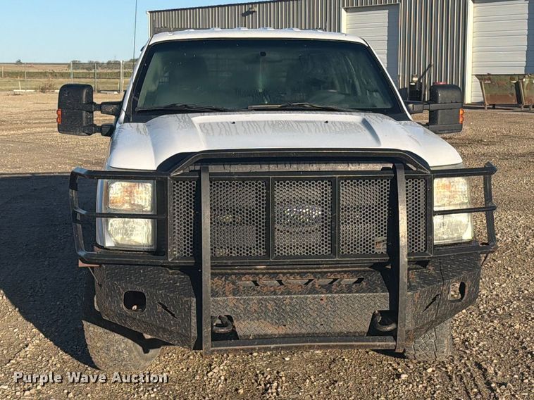 image for item EI7767 2015 Ford F250 Super Duty XL Crew Cab pickup truck