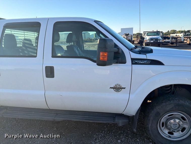 image for item EI7767 2015 Ford F250 Super Duty XL Crew Cab pickup truck
