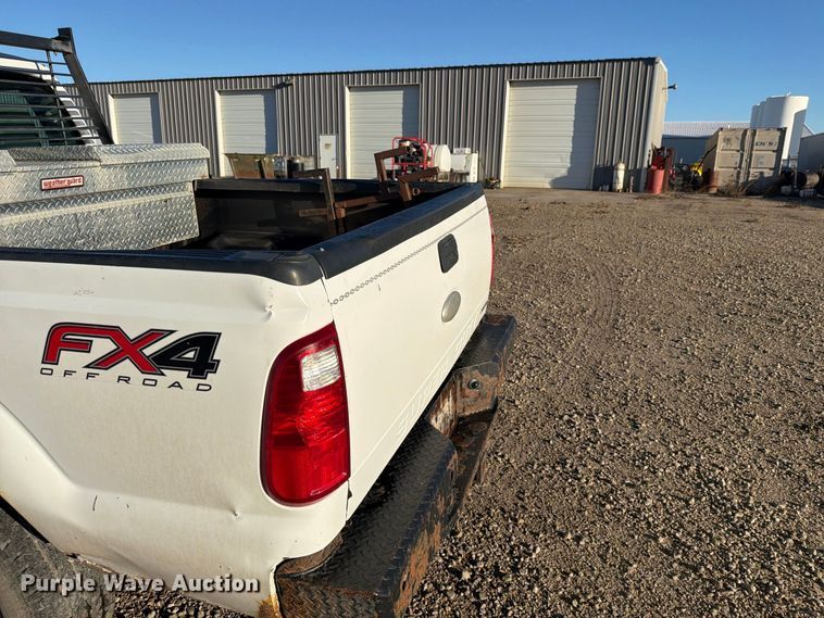 image for item EI7767 2015 Ford F250 Super Duty XL Crew Cab pickup truck