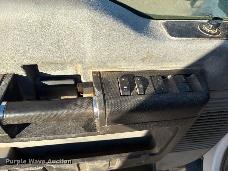 image for item EI7767 2015 Ford F250 Super Duty XL Crew Cab pickup truck