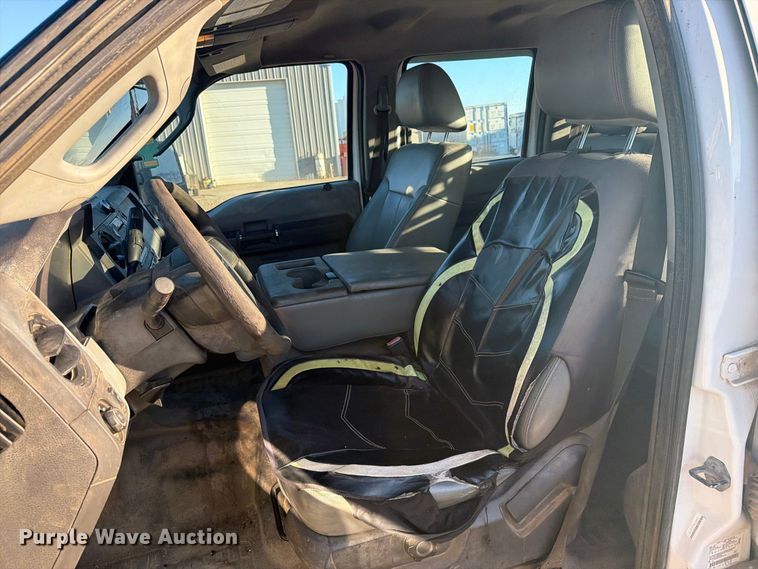 image for item EI7767 2015 Ford F250 Super Duty XL Crew Cab pickup truck