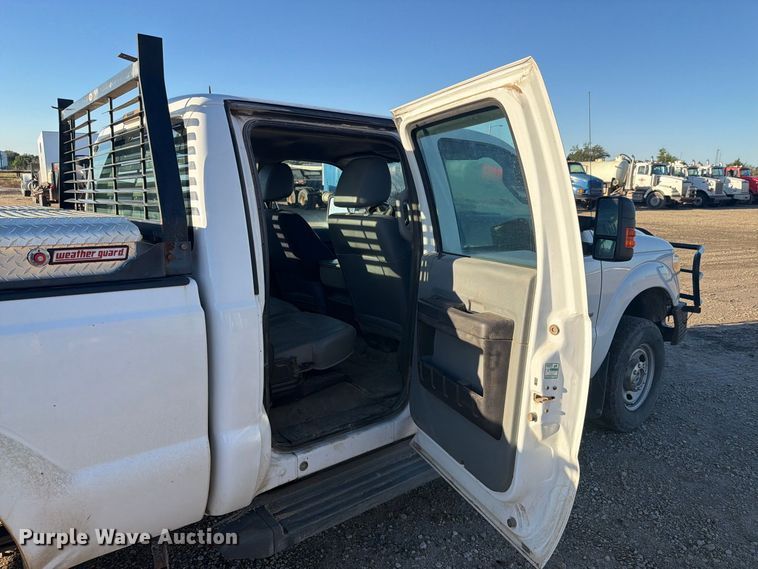 image for item EI7767 2015 Ford F250 Super Duty XL Crew Cab pickup truck