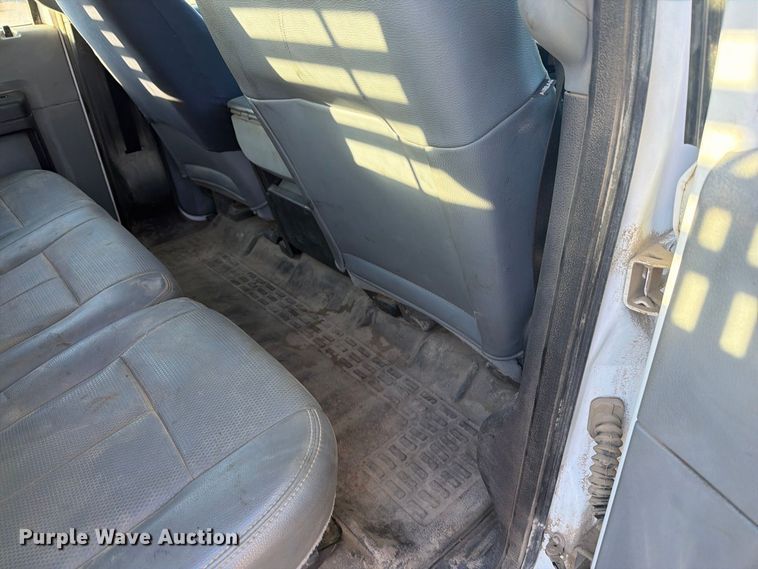 image for item EI7767 2015 Ford F250 Super Duty XL Crew Cab pickup truck