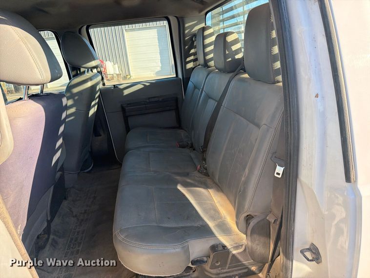 image for item EI7767 2015 Ford F250 Super Duty XL Crew Cab pickup truck