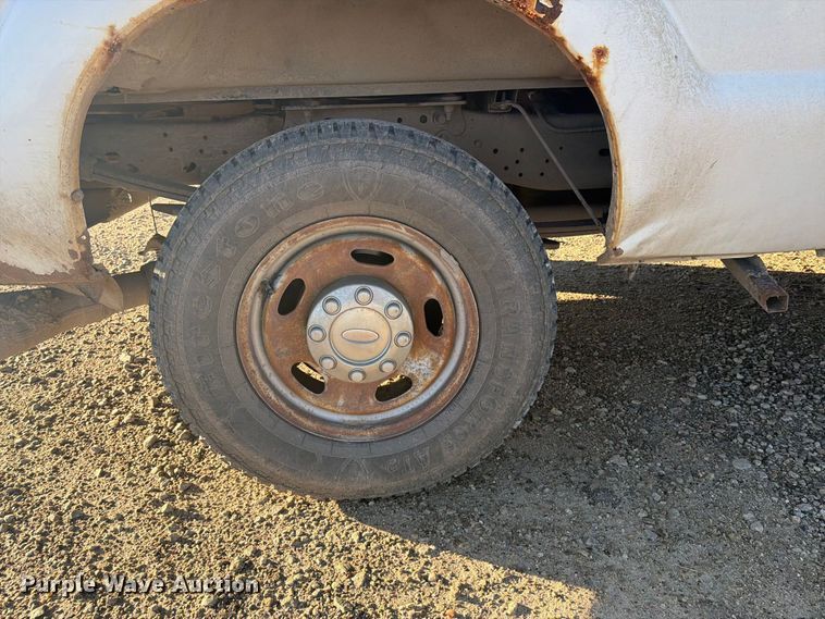 image for item EI7767 2015 Ford F250 Super Duty XL Crew Cab pickup truck