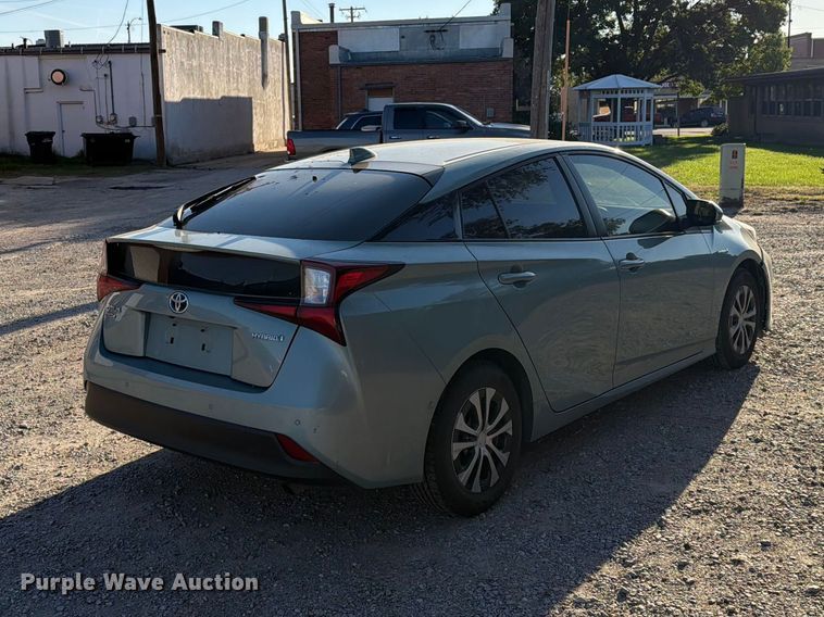 image for item EI7787 2021 Toyota Prius 