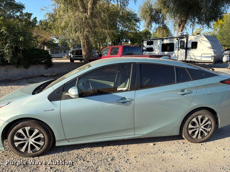 image for item EI7787 2021 Toyota Prius 