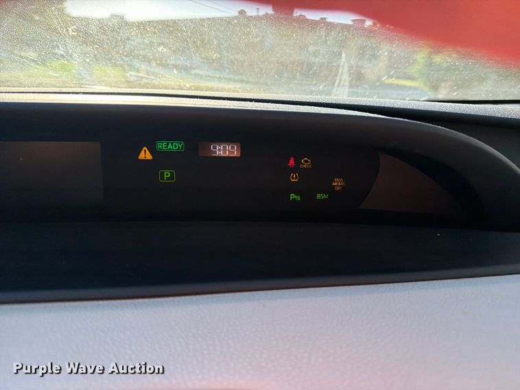 image for item EI7787 2021 Toyota Prius 