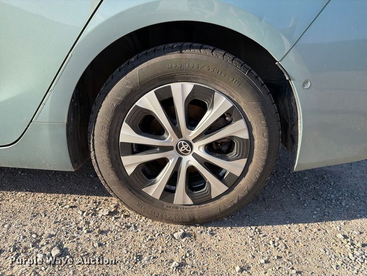 image for item EI7787 2021 Toyota Prius 