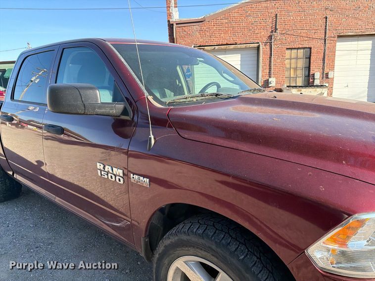 image for item EI7789 2017 RAM 1500 Crew Cab pickup truck