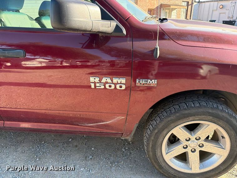 image for item EI7789 2017 RAM 1500 Crew Cab pickup truck