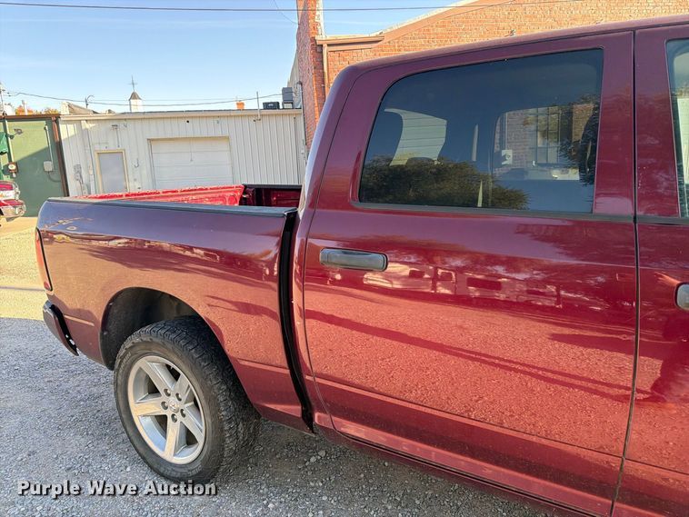 image for item EI7789 2017 RAM 1500 Crew Cab pickup truck