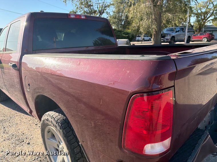 image for item EI7789 2017 RAM 1500 Crew Cab pickup truck