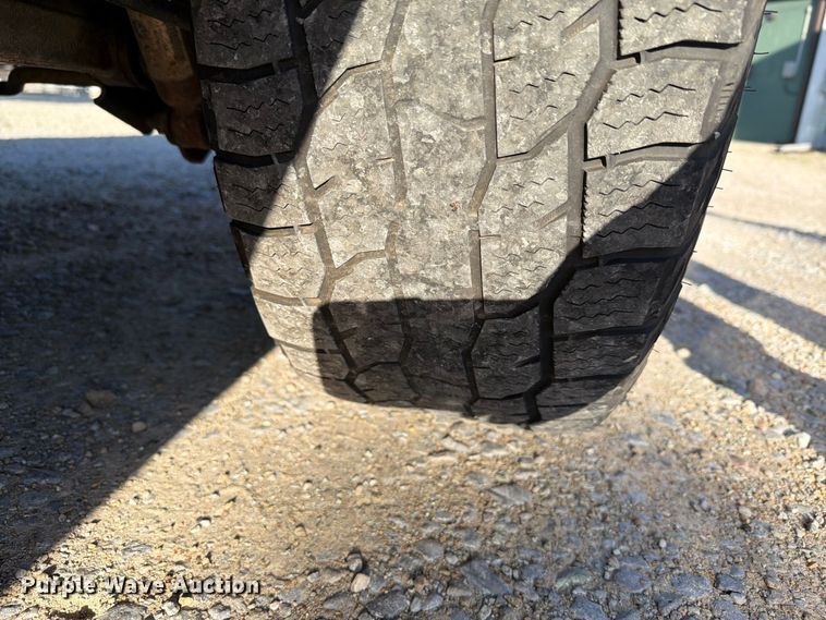 image for item EI7789 2017 RAM 1500 Crew Cab pickup truck