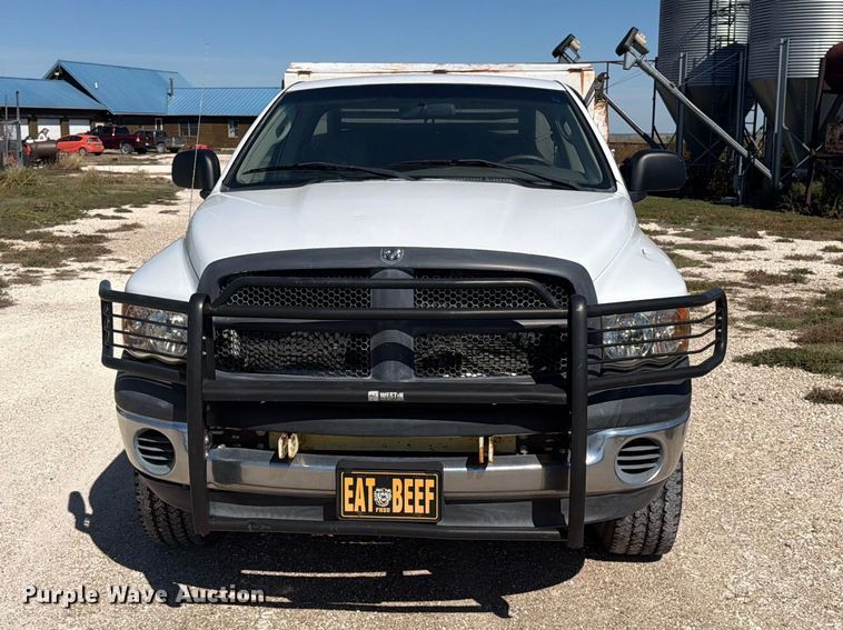 image for item EI7790 2003 Dodge Ram 2500 bale bed pickup truck