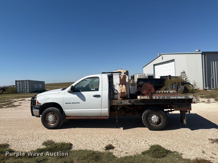 image for item EI7790 2003 Dodge Ram 2500 bale bed pickup truck