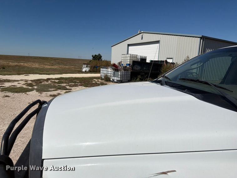 image for item EI7790 2003 Dodge Ram 2500 bale bed pickup truck