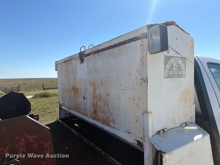 image for item EI7790 2003 Dodge Ram 2500 bale bed pickup truck