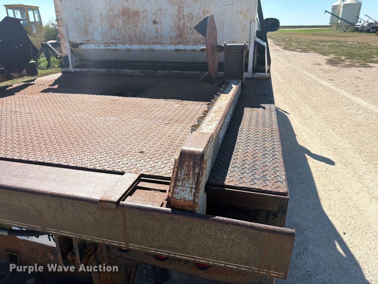 image for item EI7790 2003 Dodge Ram 2500 bale bed pickup truck