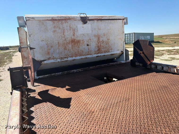 image for item EI7790 2003 Dodge Ram 2500 bale bed pickup truck